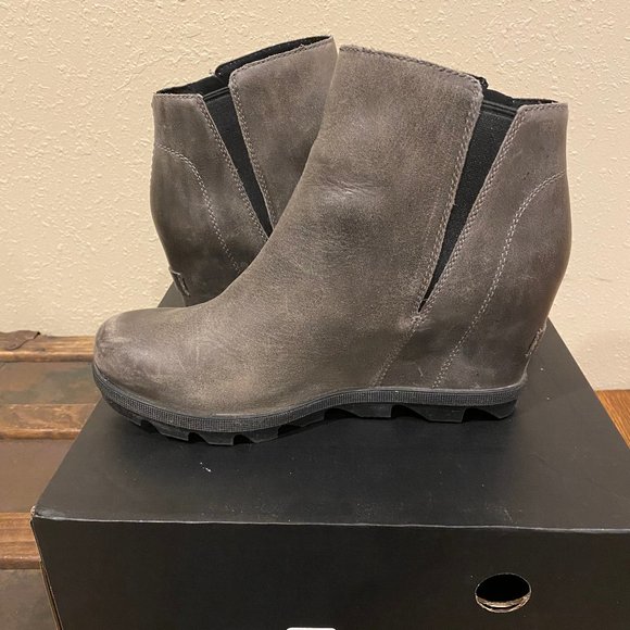 COPY - Sorel Joan of Arctic II Zip Wedge Boots, Size 7.5, Quarry (Gray) - Picture 5 of 11